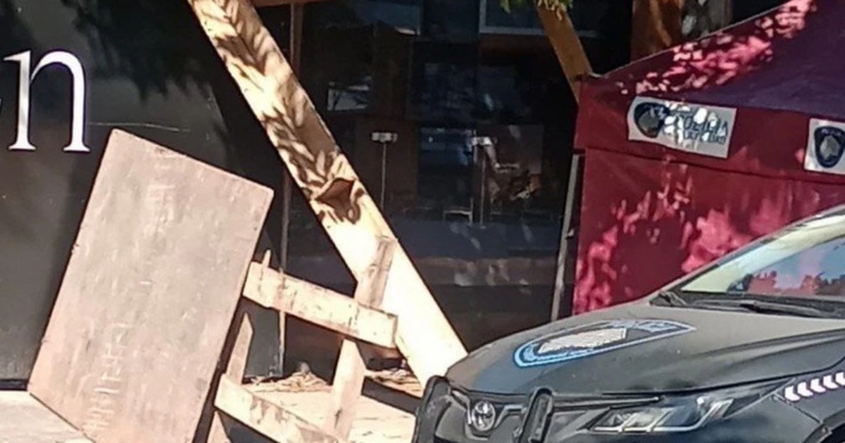 Tragedia en Villa Devoto: murió una joven de 20 años al caerle un andamio de una obra en construcción